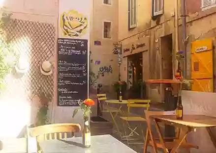 Le Clan des Cigales - Le Restaurant - Restaurant Panier Marseille - restaurant Végétarien Marseille